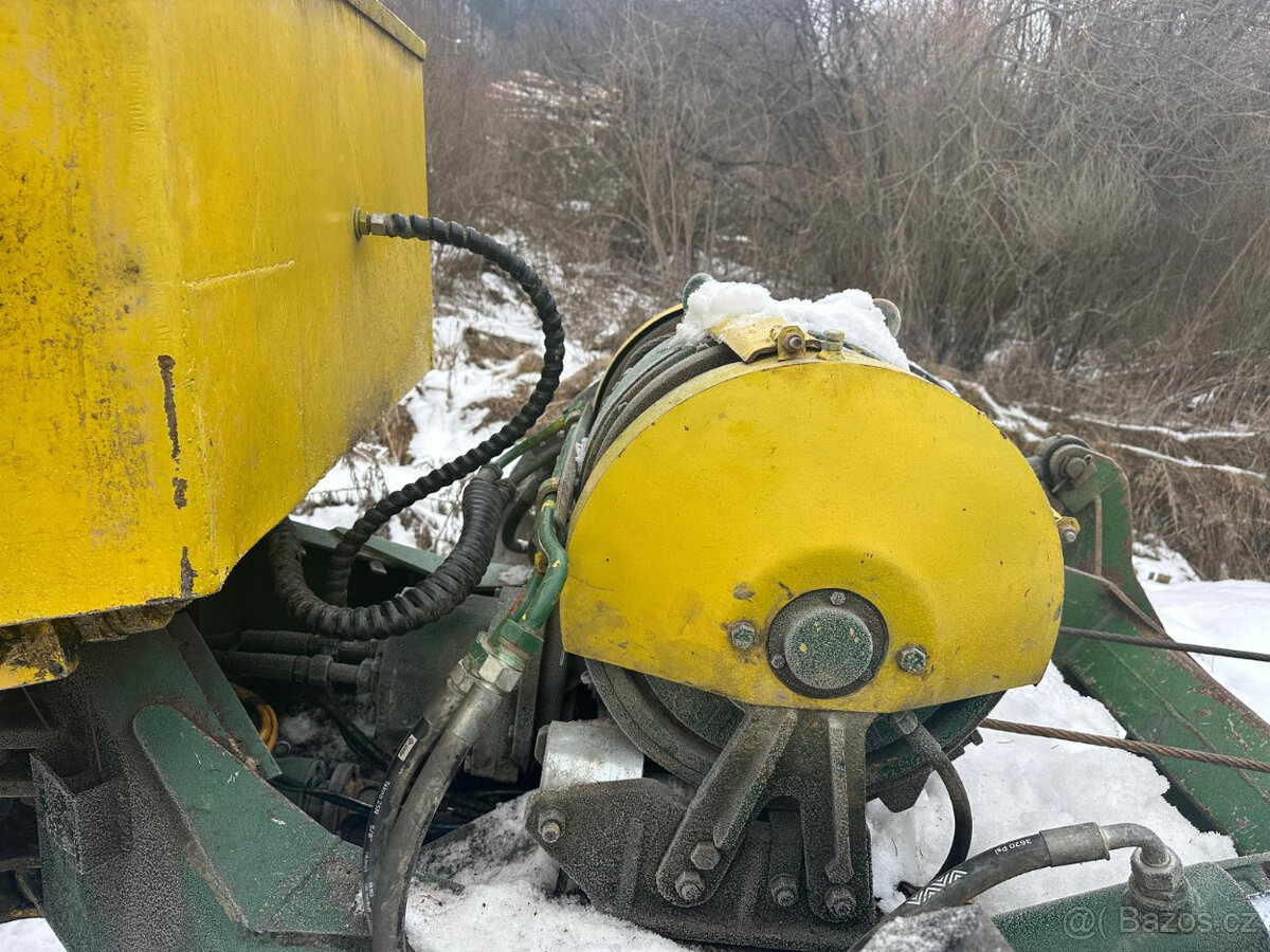 Lesní traktor - LKT 81 - 7