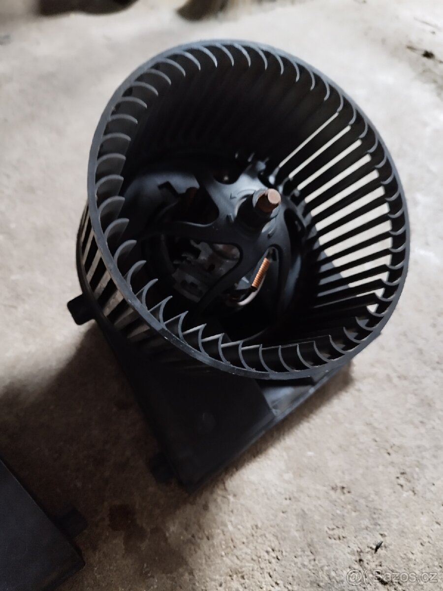 Náhradní díly Golf 4 variant 1.9 tdi 81kw a 74kw - 7