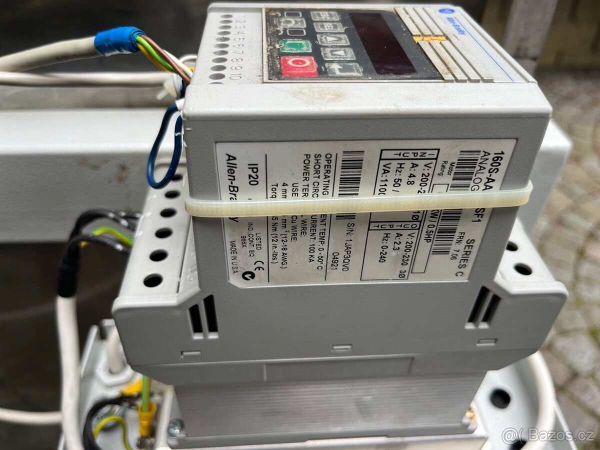 Včelařské potřeby - unikátní medomet paralerně – radiální. - 7