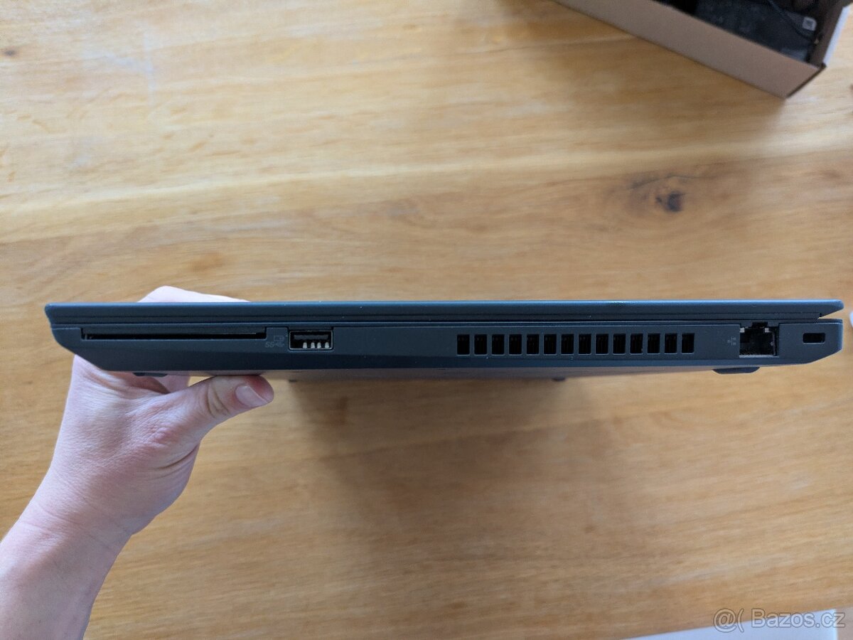 Lenovo ThinkPad T15 Gen 2 - 7