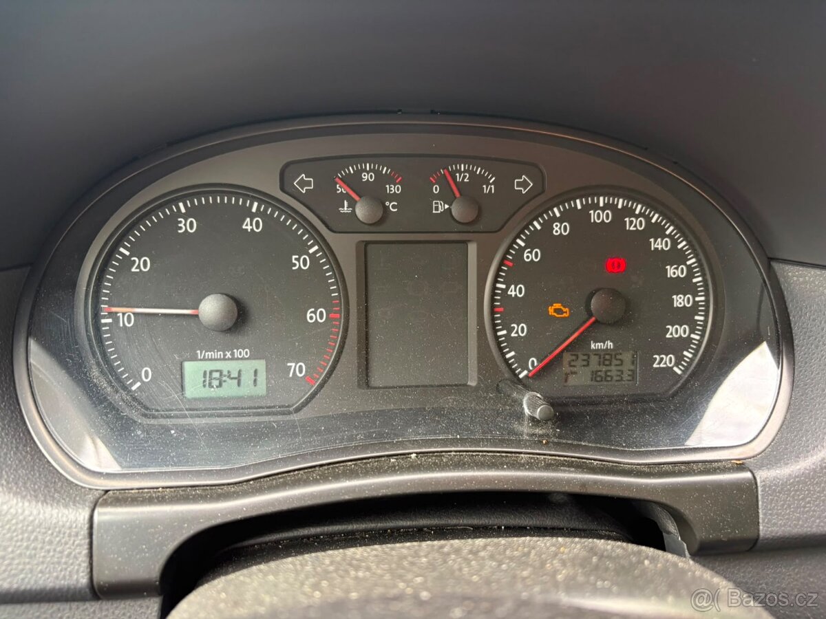 VW Polo, rok 2007 - 7