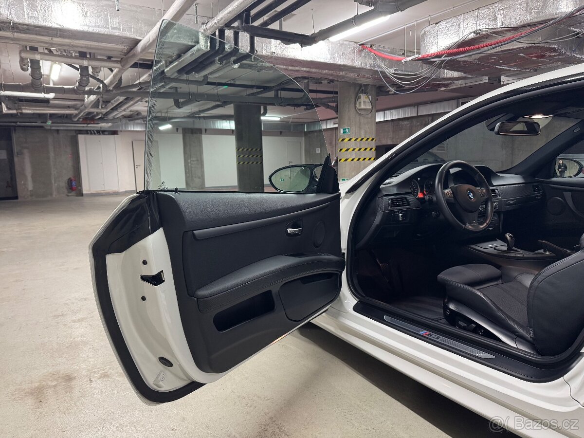 BMW M3 E92/Carbon + M Driver's paket/servis/ČR-1. m./45 tkm - 7