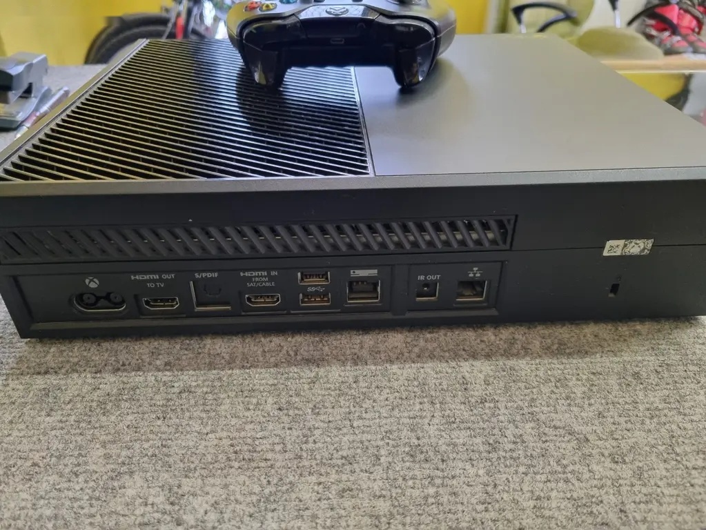Xbox One 500Gb - 7
