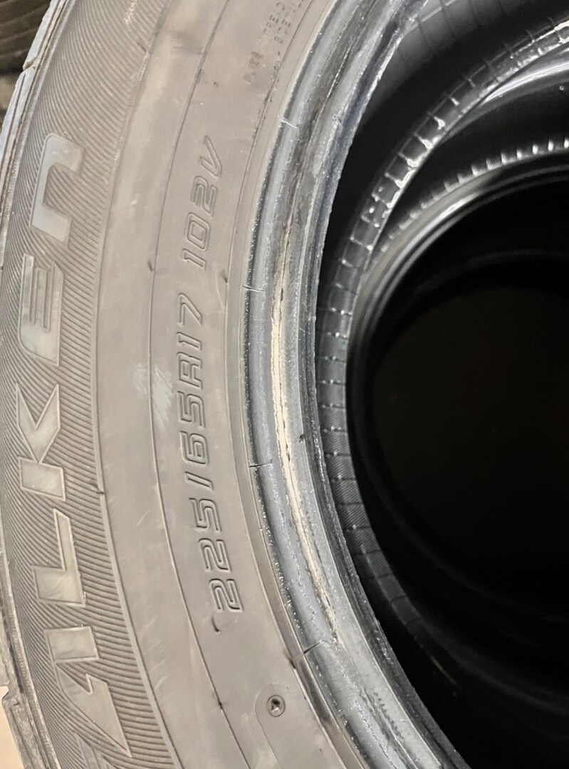 225/65 R17 102V letní pneu DOT 2017 - 7