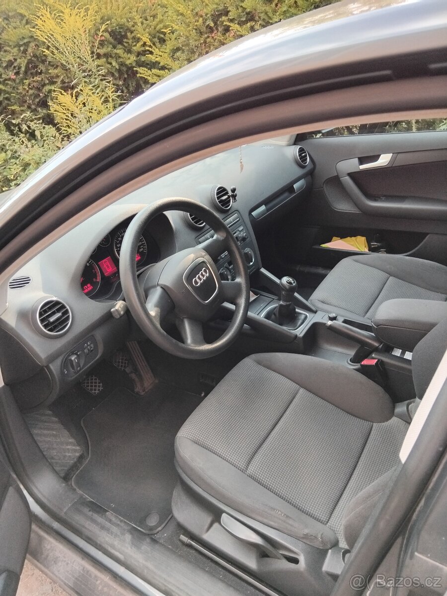 Audi A3 Sportback (157000) - 7