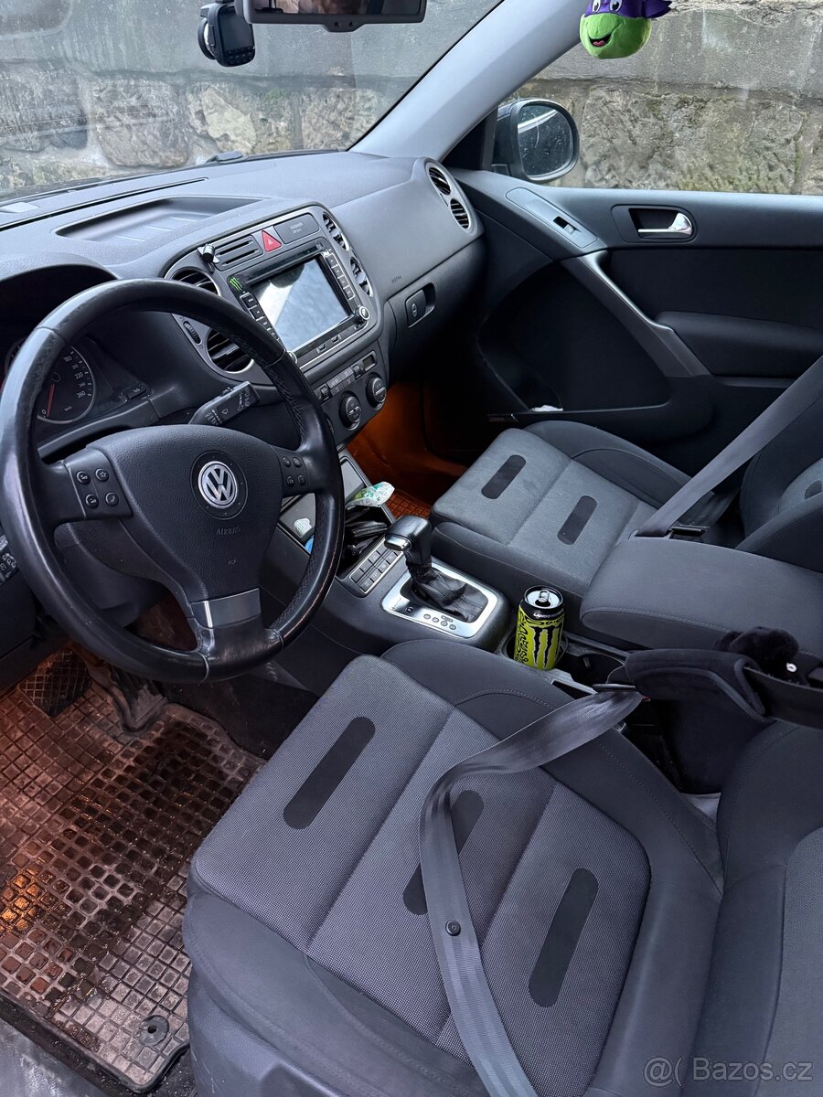 Volkswagen Tiguan - 7