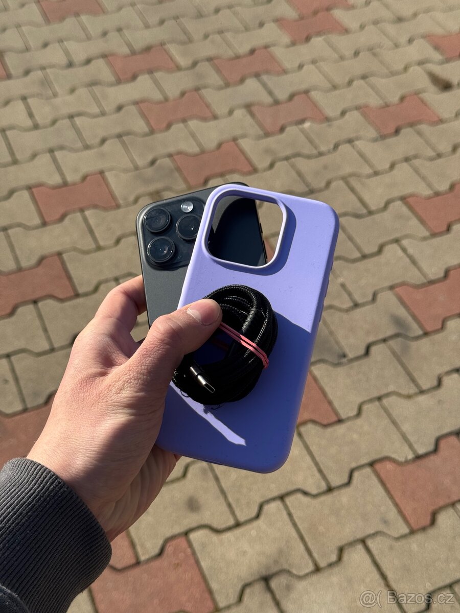 iPhone 15 Pro Černý Titan 128gb - 7