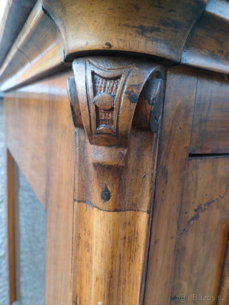 STAROŽITNÝ SKLENÍK - 7