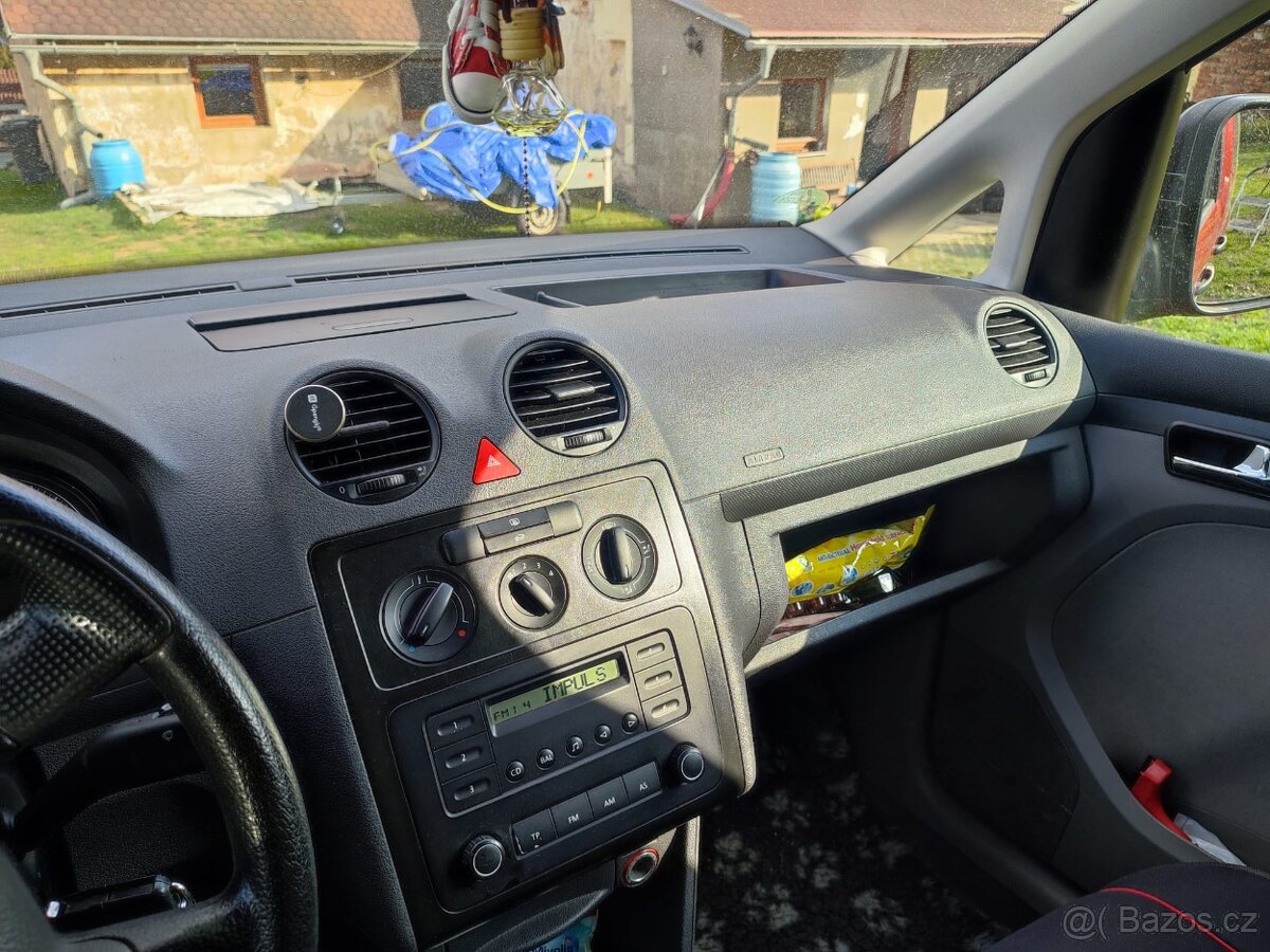 Volkswagen Caddy - 7