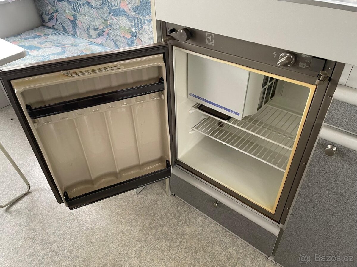 Beyerland Sprinter 430, 4 osoby, wc, 100km/h - 7