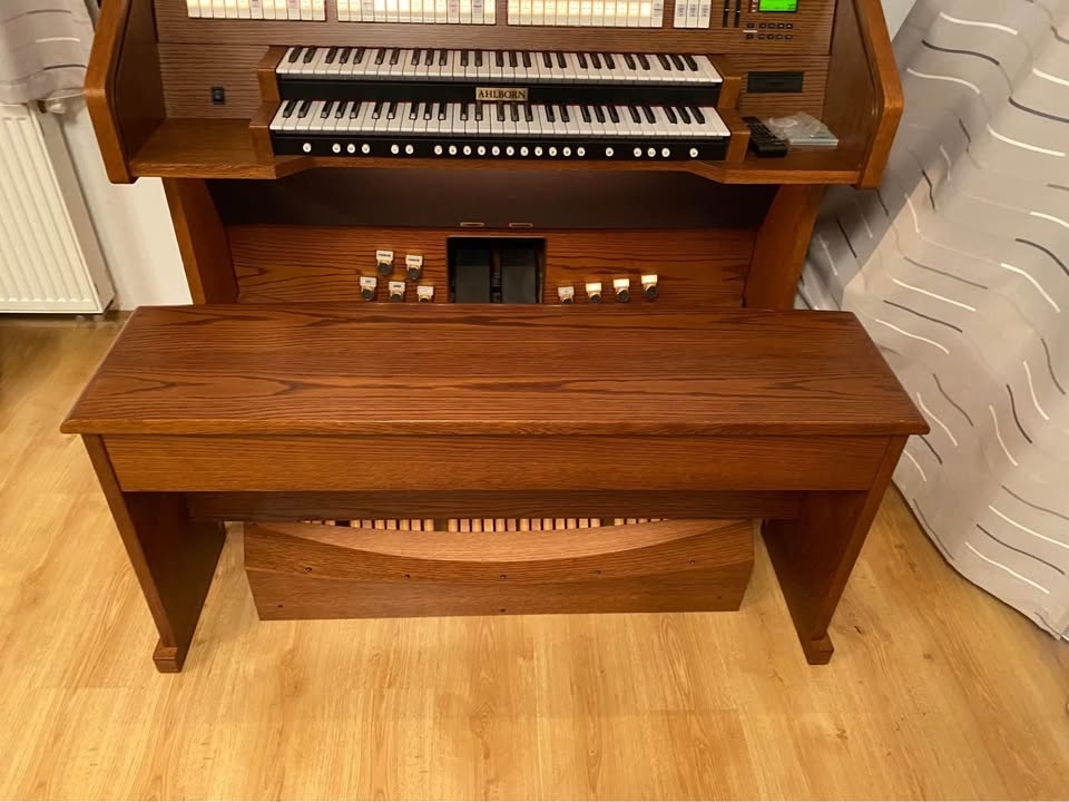 Dřevěné varhany AHLBORN (elektrické) - 7