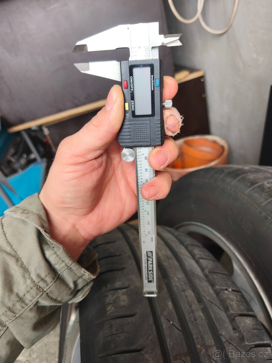 nokian tyres waterproof 195/65/15 - 7