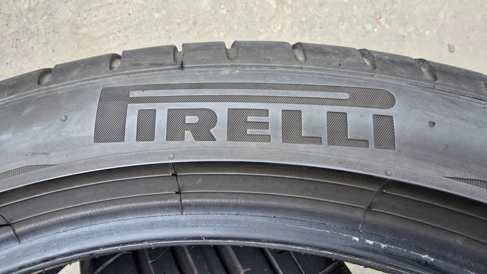 Letní pneu 245/40/19 Pirelli - 7
