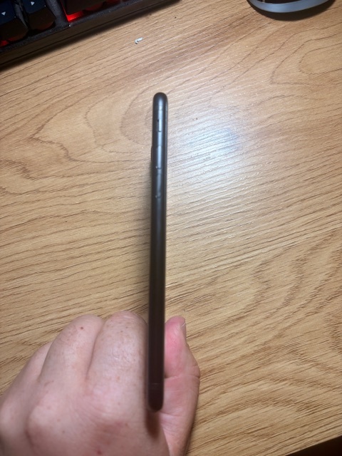 Apple iPhone 7, 32GB černý - 7