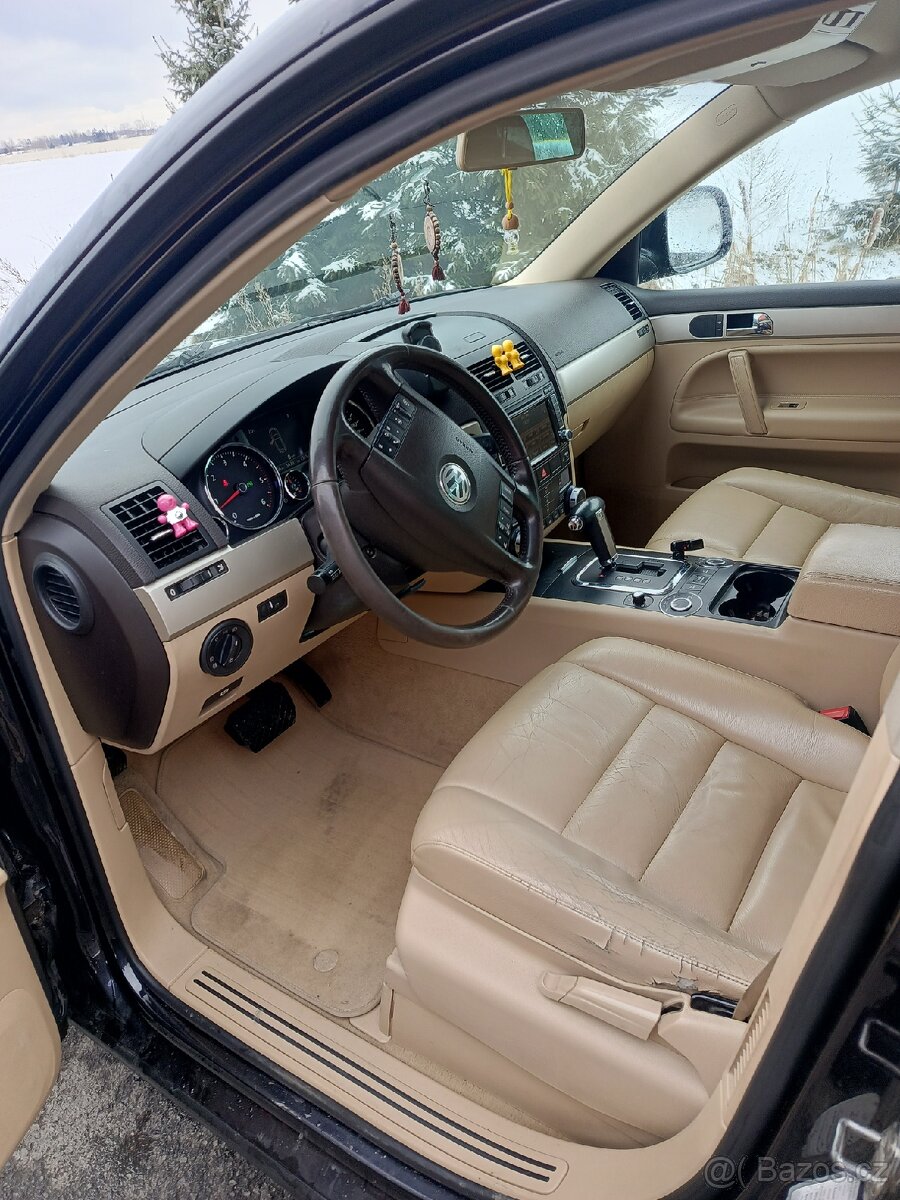 Tuareg 3.0 TDI 176 kw - 7