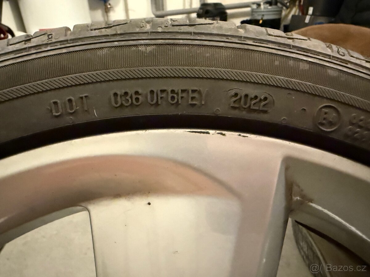 Škoda Octavia Golus 5x112 225/40/18 letní - 7