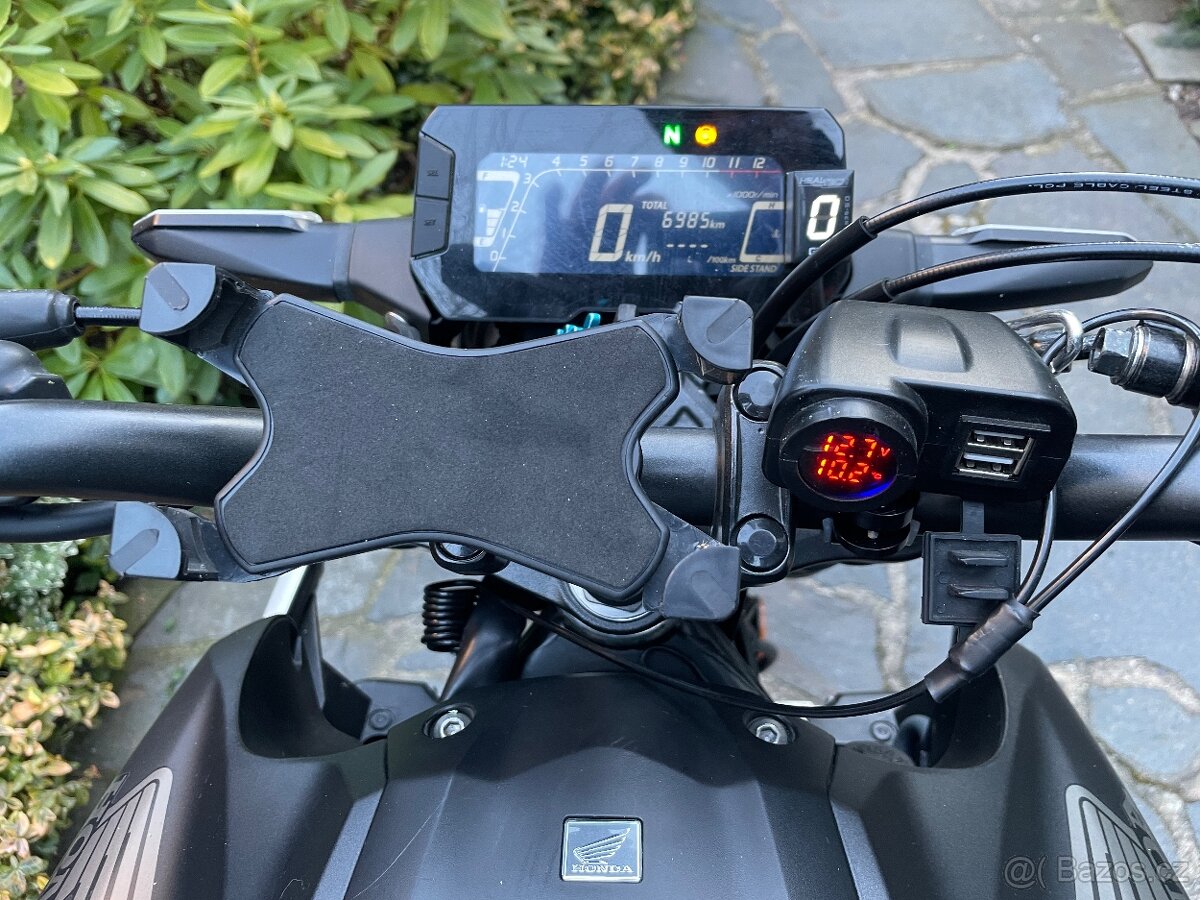 Prodám Honda CBF300R café - 7