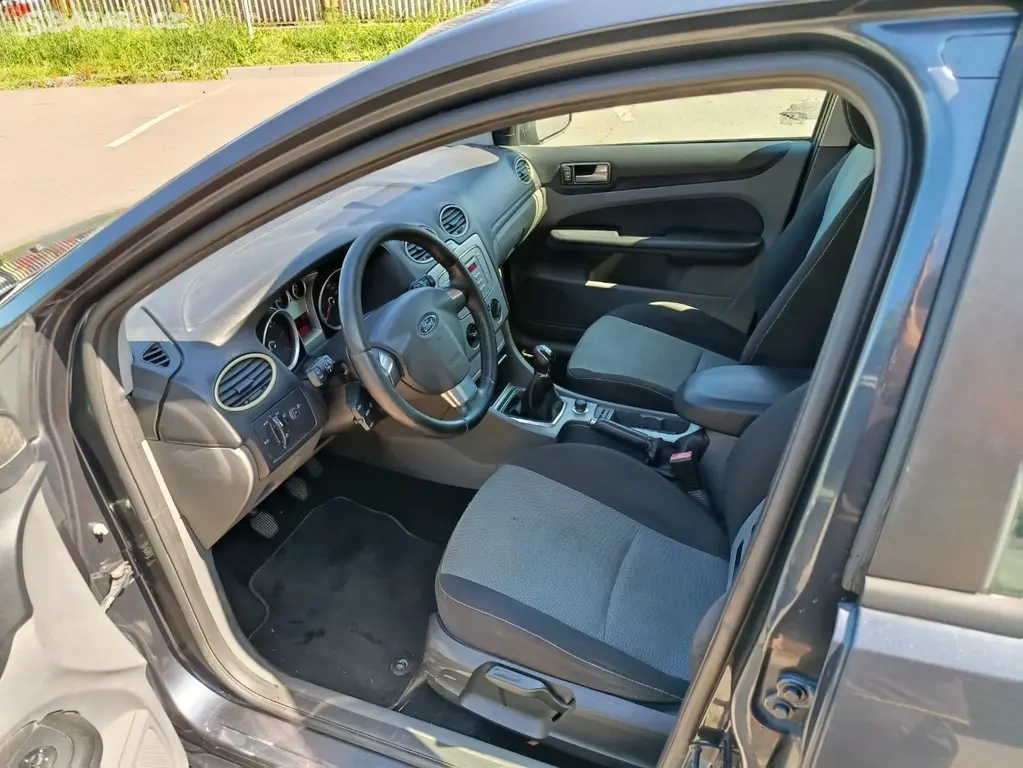 Focus 1.6 tdci combi 80kw Bez koroze Dělník - 7