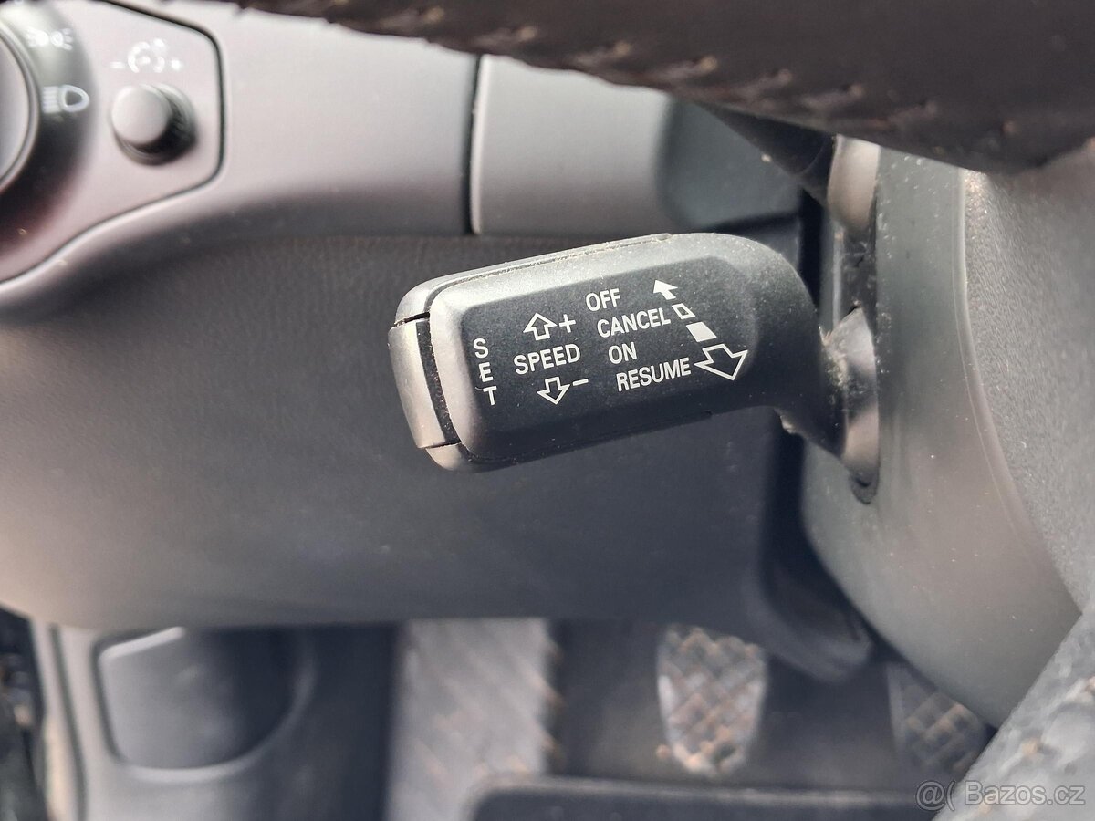 Audi A4 2.0TDi , 105 kW nafta, 2009 - 7