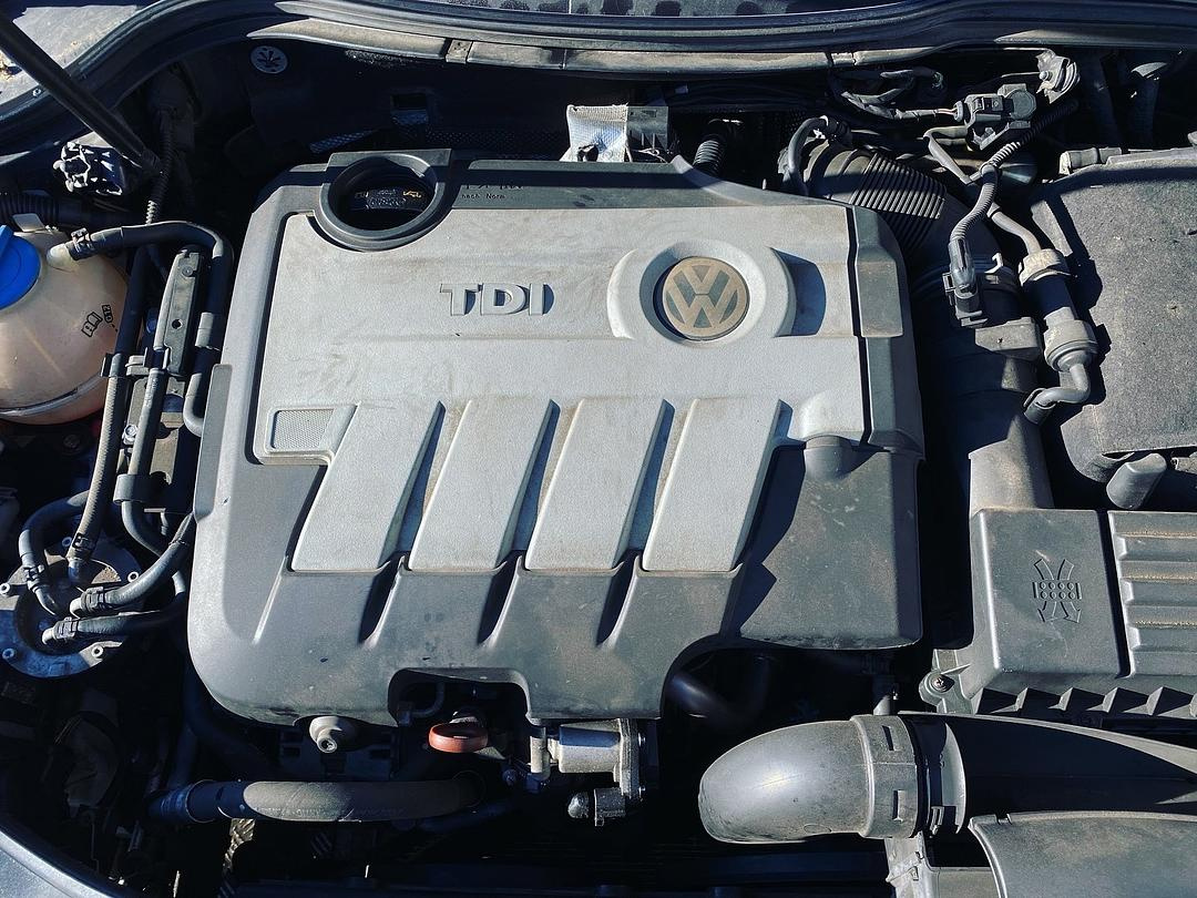 Vůz na náhradní díly VW Passat B6 kombi 2008 CBAB KNS LC9X - 7