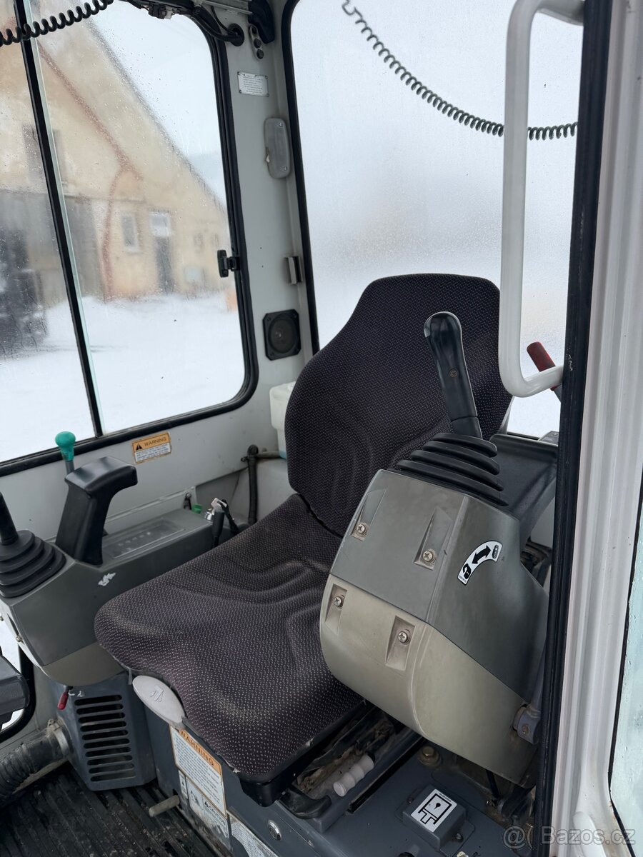 Minibagr Takeuchi TB219 2015 3x lžíce - 7