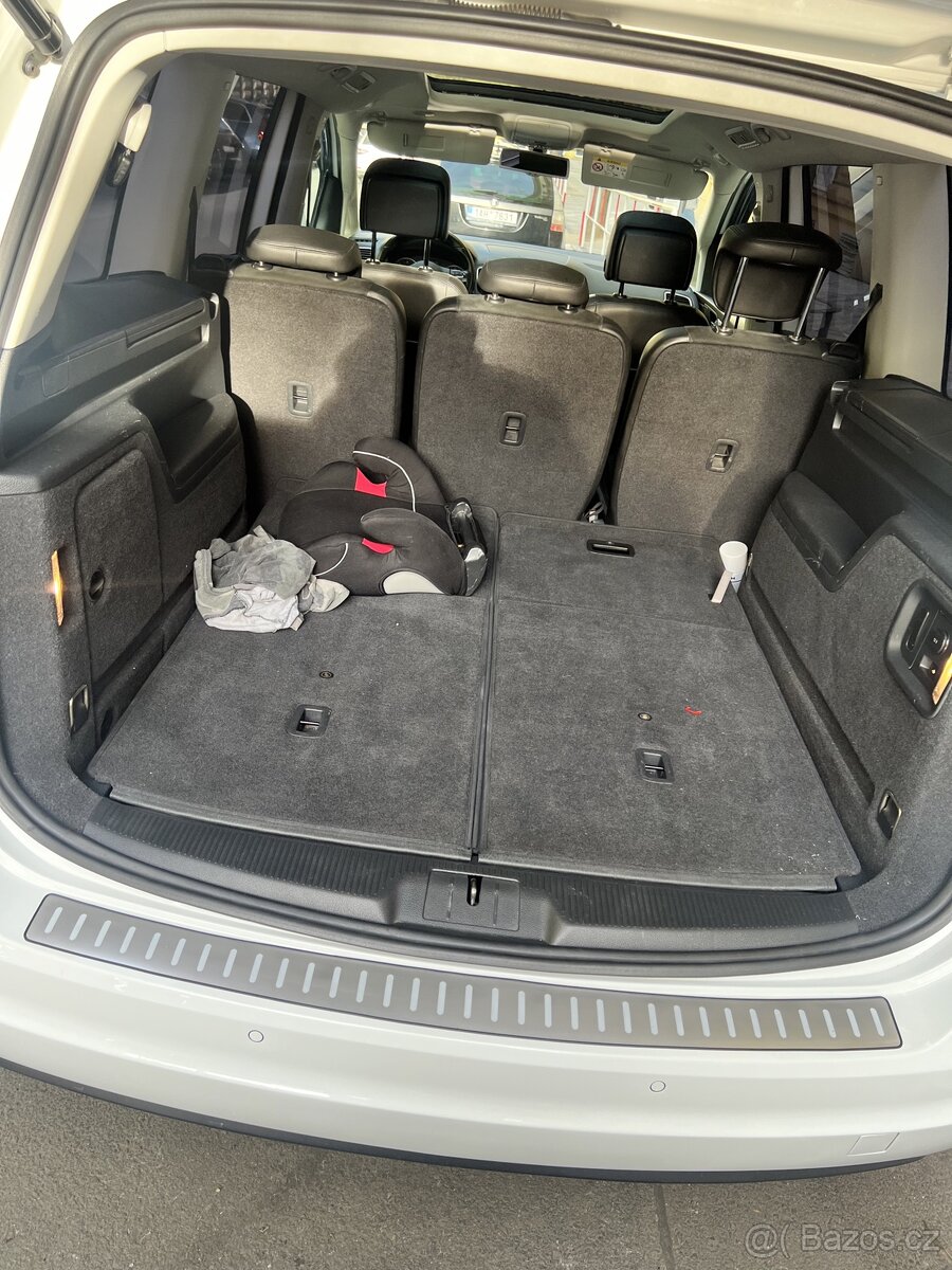 VW Sharan 2.0TDi/130kw HIGHLINE - 7