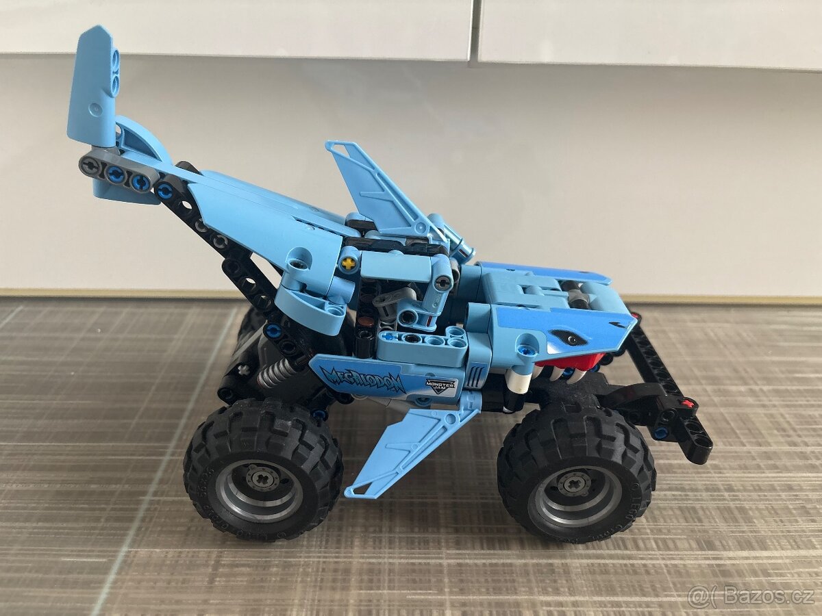 Lego Technic 42134 - Monster Jam Megalodon - 7