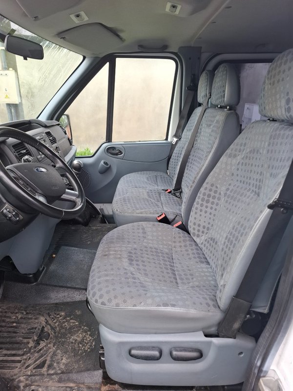 Ford Transit bus 9 míst - 92 kw - 7