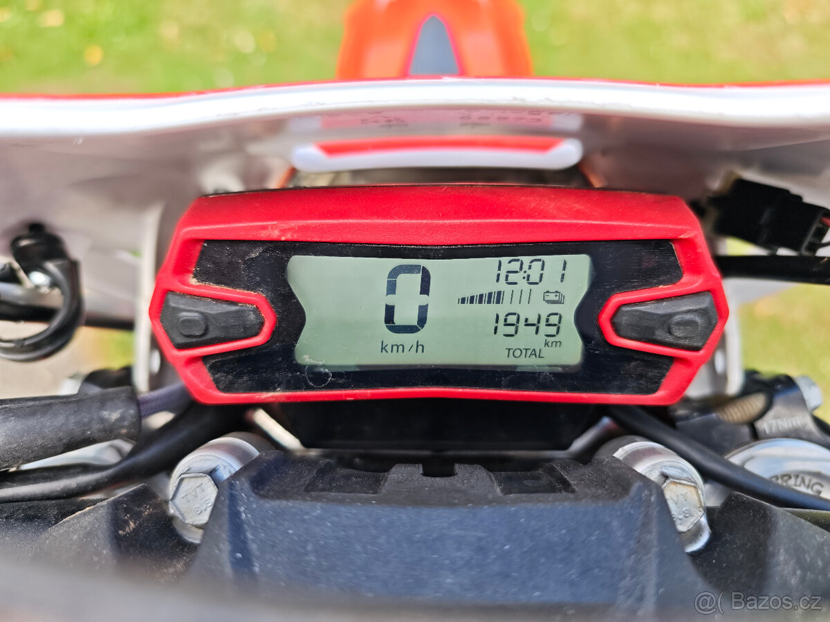 Beta Xtrainer 300 2T 2019 - 7