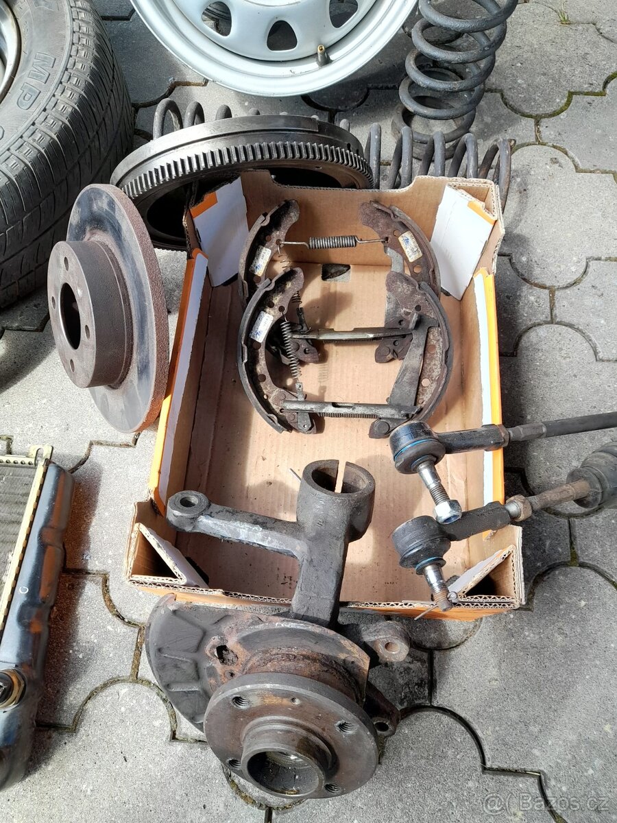 Náhradní díly na Felicii - 7