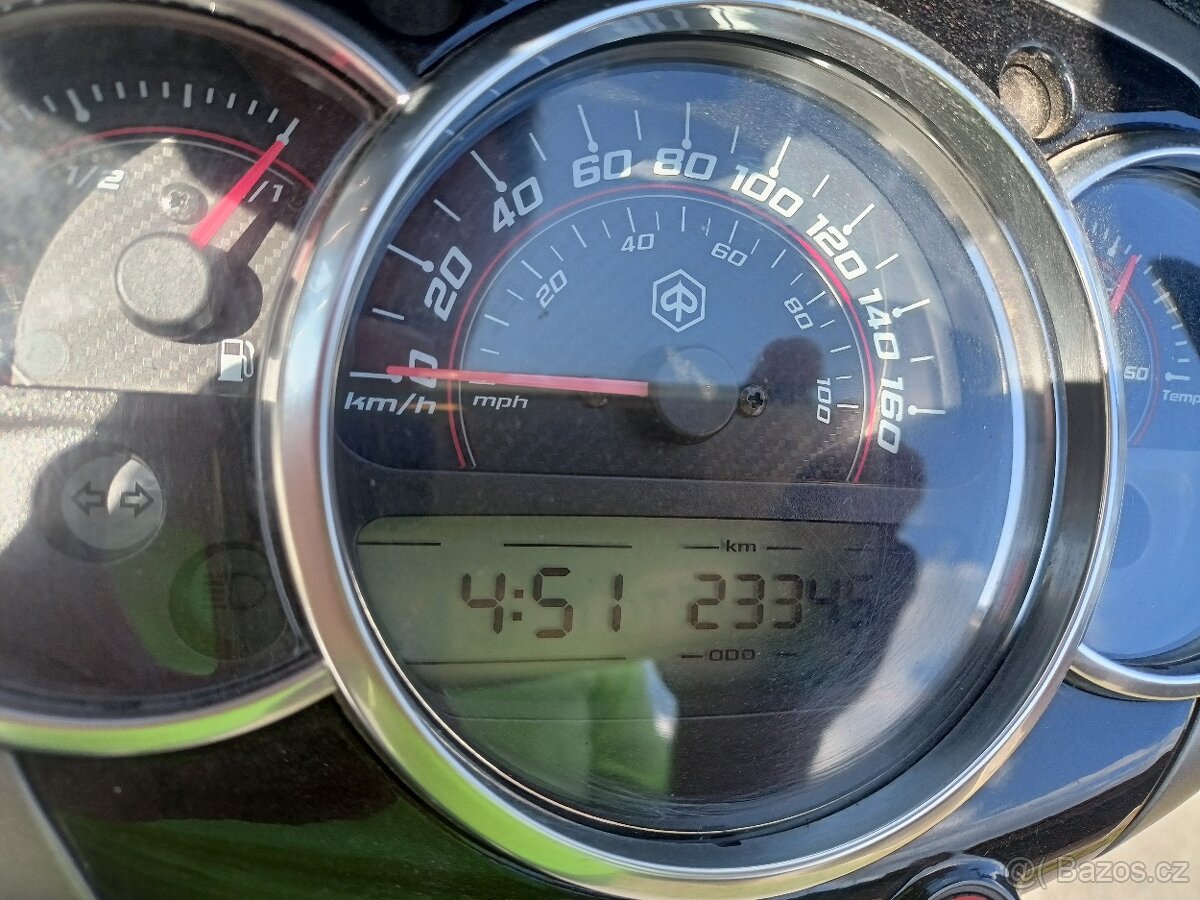 Piaggio Beverly 350 - 7