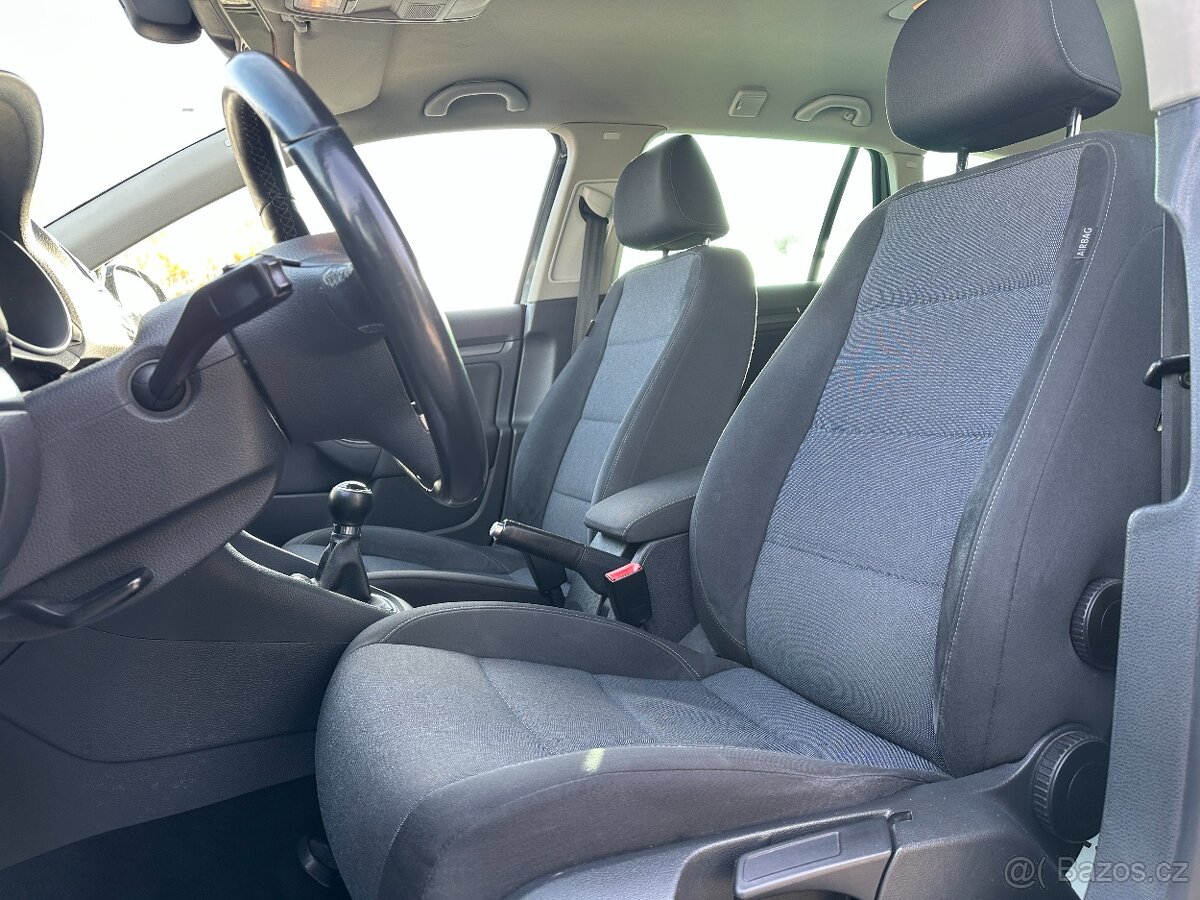 Volkswagen Golf 2012 - 7