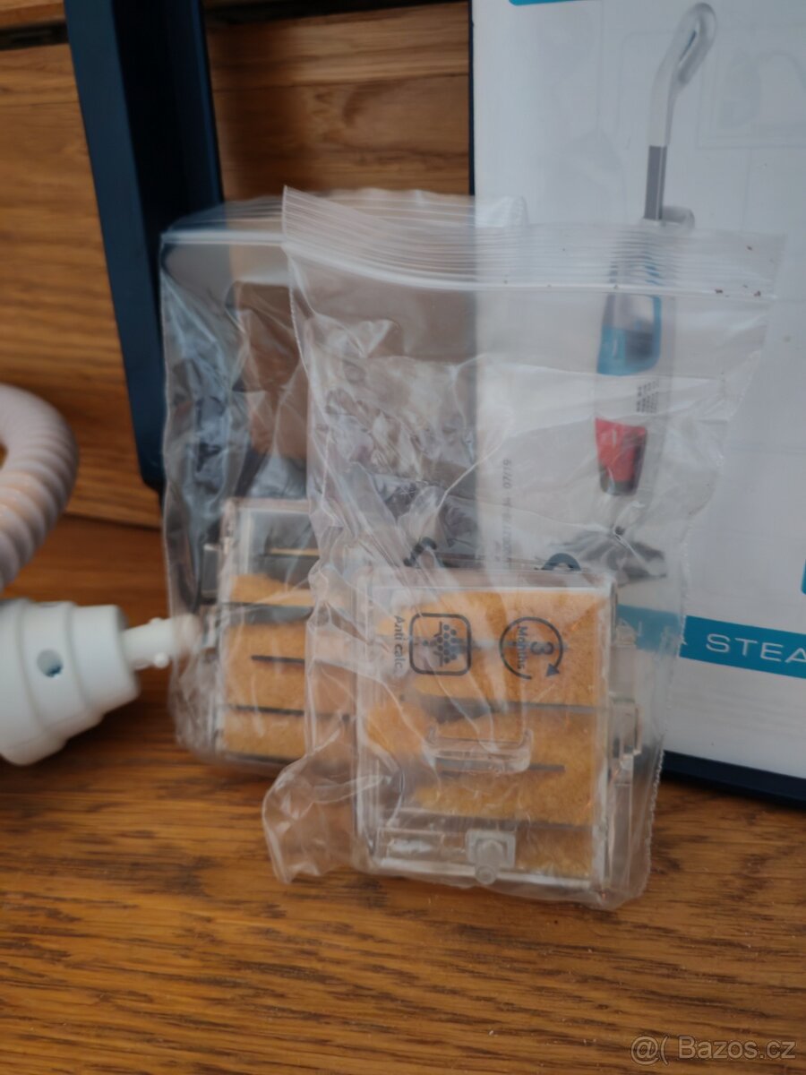 Rowenta parní vysavač a čistič Clean&Stream RY 8544 WH - 7