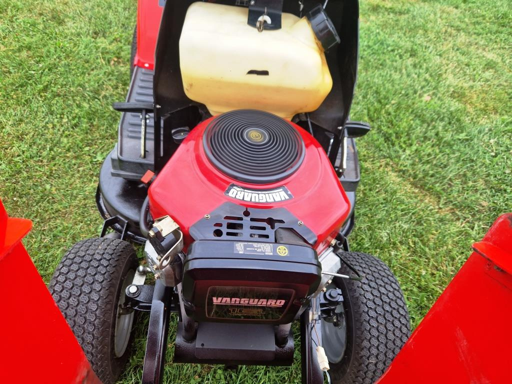 Zahradní traktor, traktůrek AGS/SECO 16HP 2V Vanguard - 7