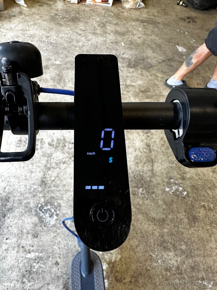 Elektrická koloběžka xiaomi mi 3 - 7