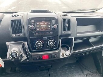 FIAT DUCATO 2,3 3,5 T skříň s hydraulickým čelem , DPH - 7