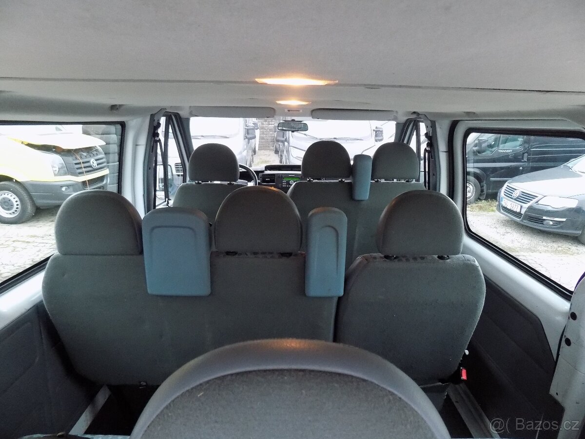 Ford Transit 2.2 TDCI SWB TREND AC 9 MÍST - 7