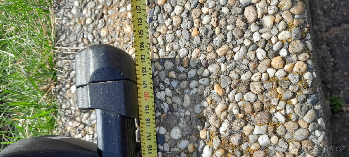 Prodám příčníky-hagusy THULE - 7