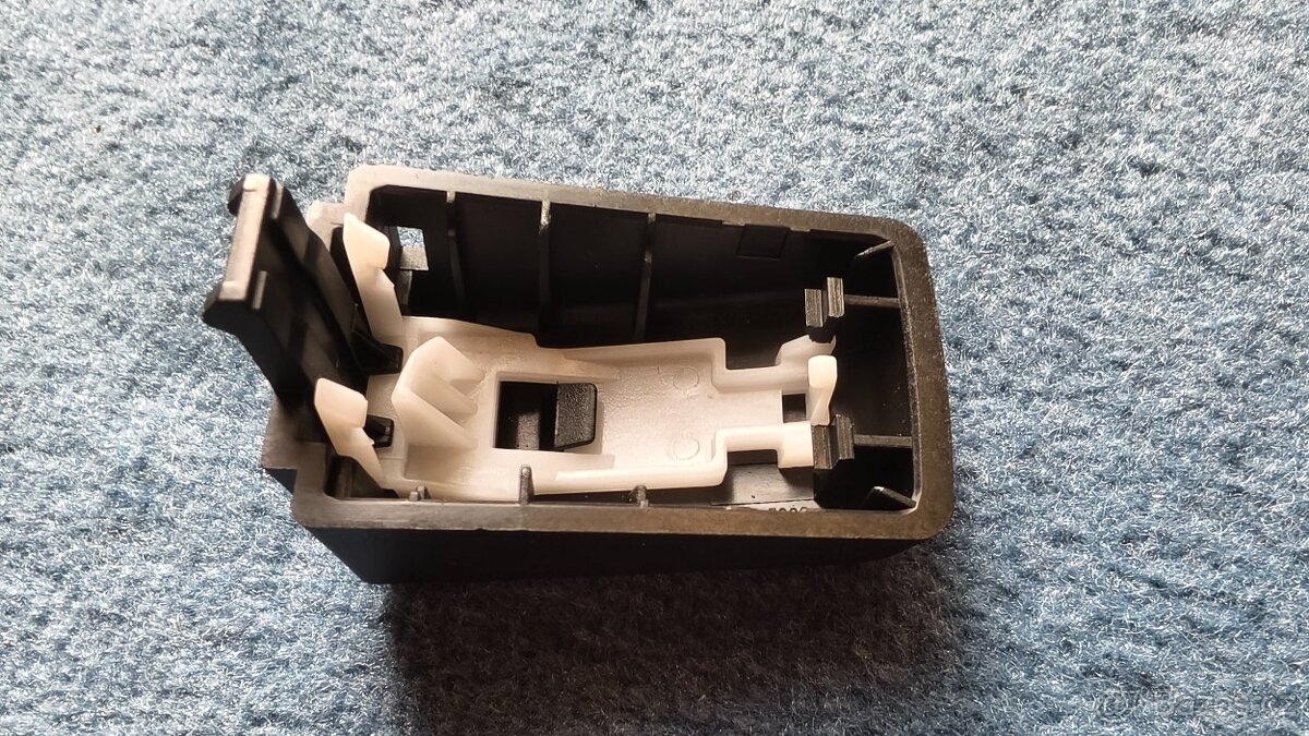 Krytka zámku Land Rover Freelander - 7