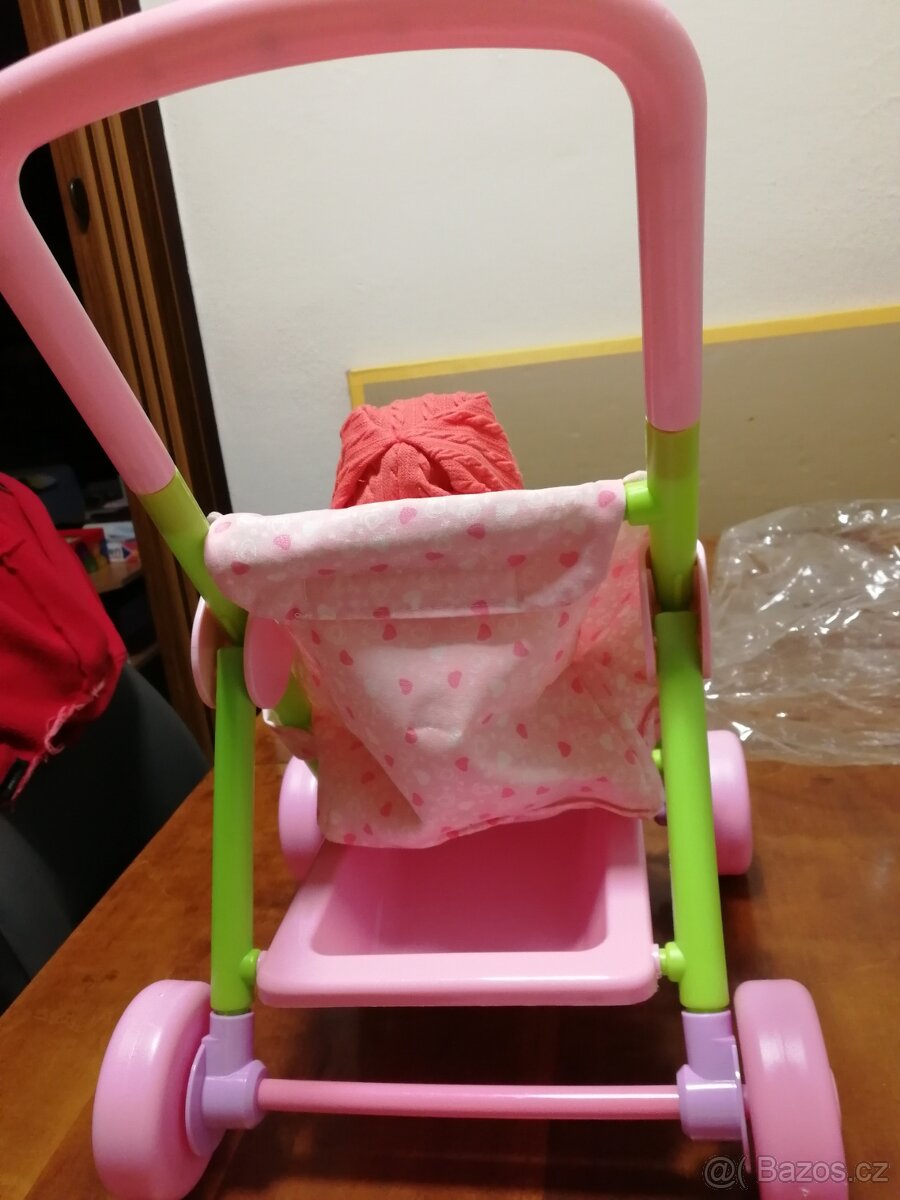 Kočárek s panenkou - 7