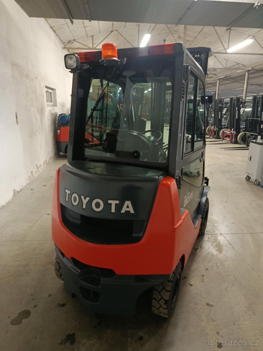 Vysokozdvižný vozík Toyota 02-8FDKF20 Diesel - 7