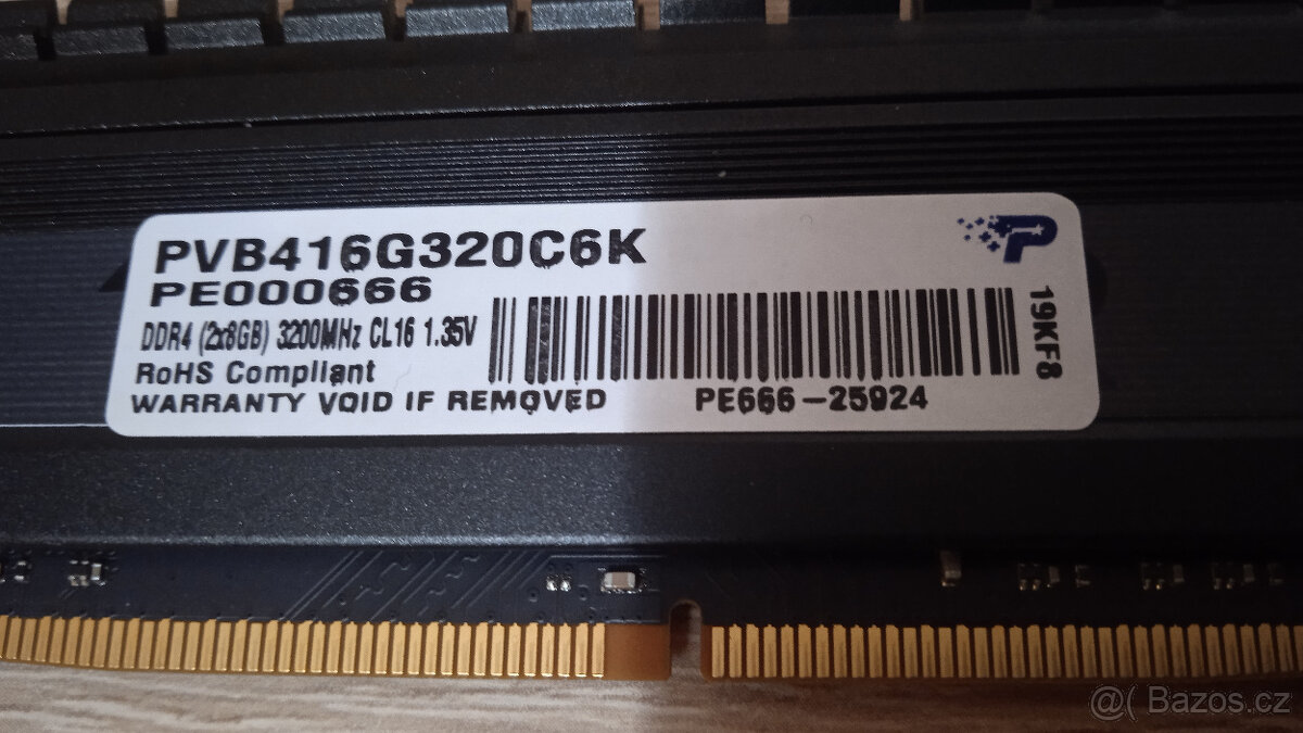 Patriot Viper Blackout 16GB (2×8GB) DDR4 3200MHz CL16 - 7