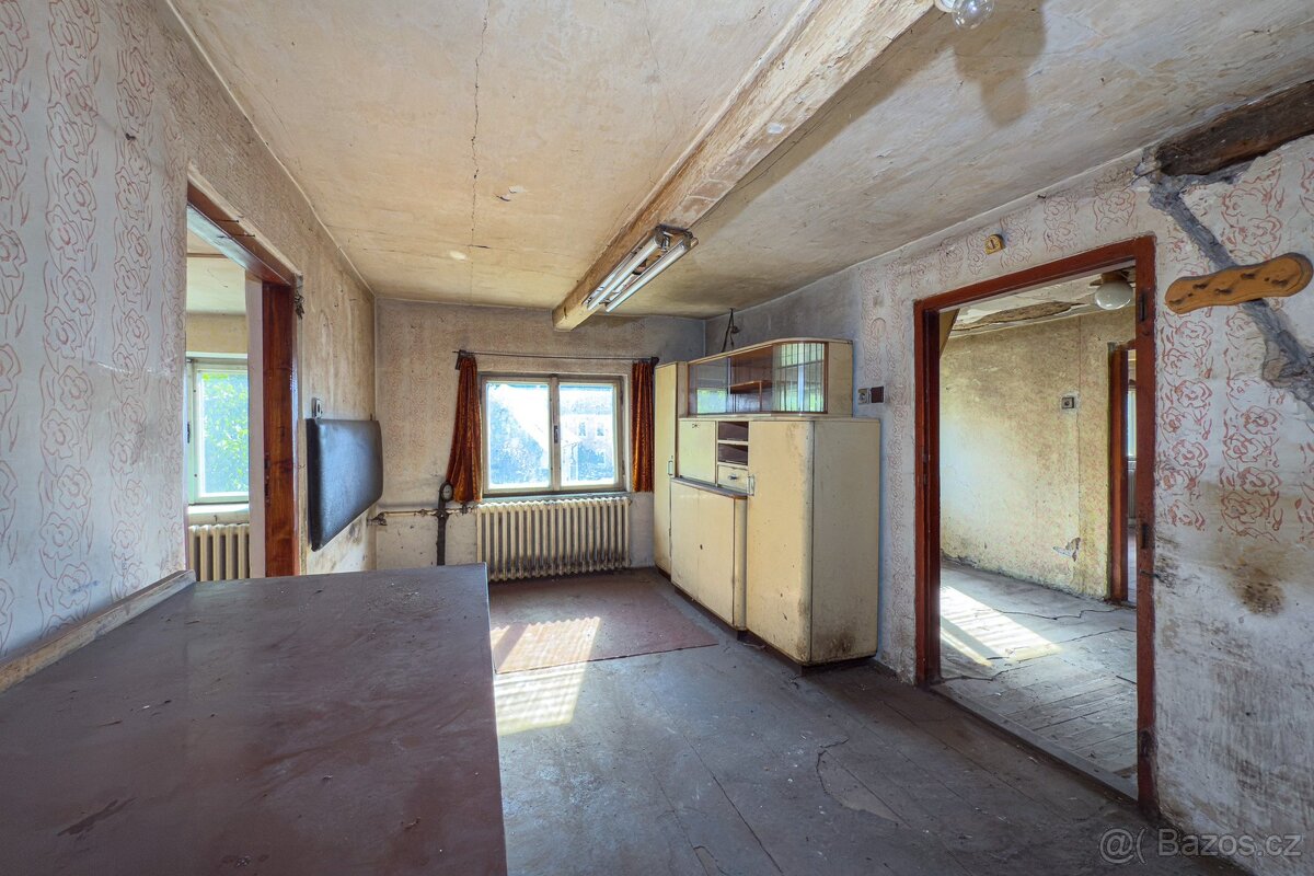 Prodej, rodinný dům, Červený Hrádek, Jirkov, ev.č. 00829 - 7