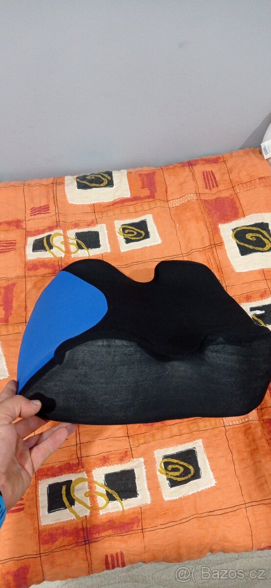 Autosedačka a podsedák - 7