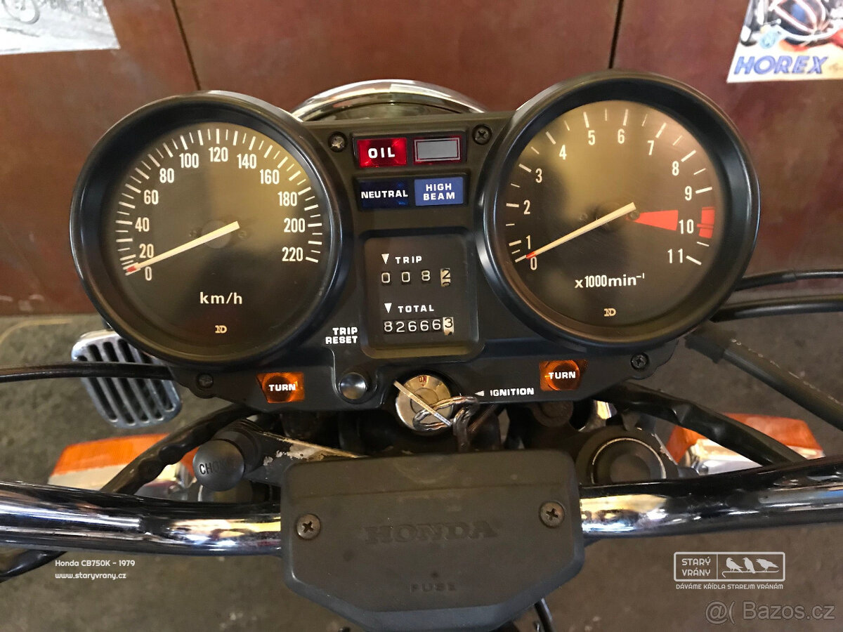 Honda CB750 - 7