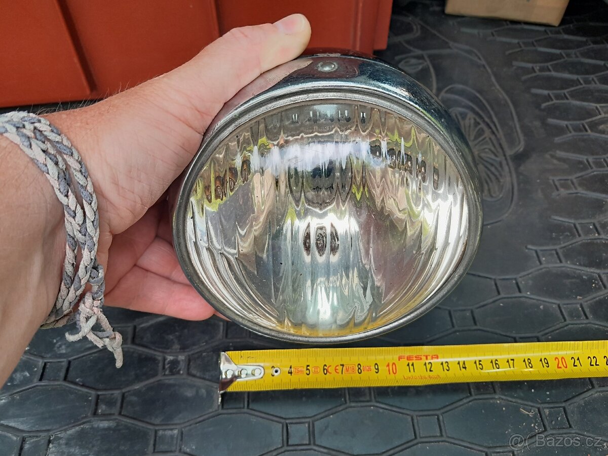 Predni svetlo - 7