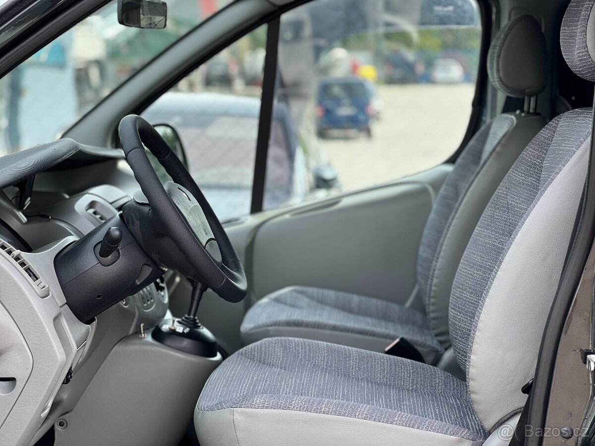 Renault Trafic 2.5DCi 8 MÍST AUTOMAT KLIMA - 7