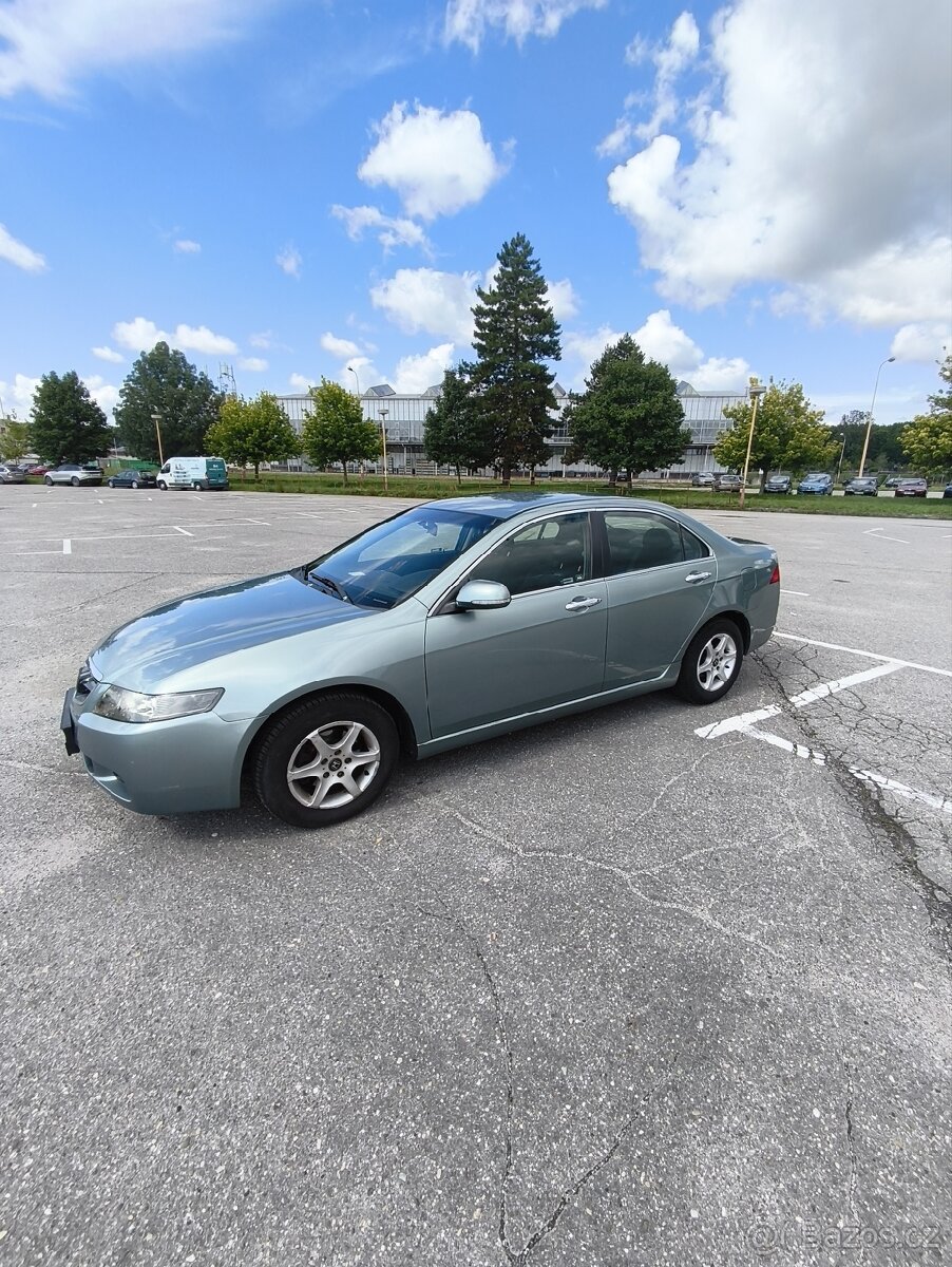 Honda Accord 7g 2.0 i-vtec, 114kw, r.v 2004 - 7