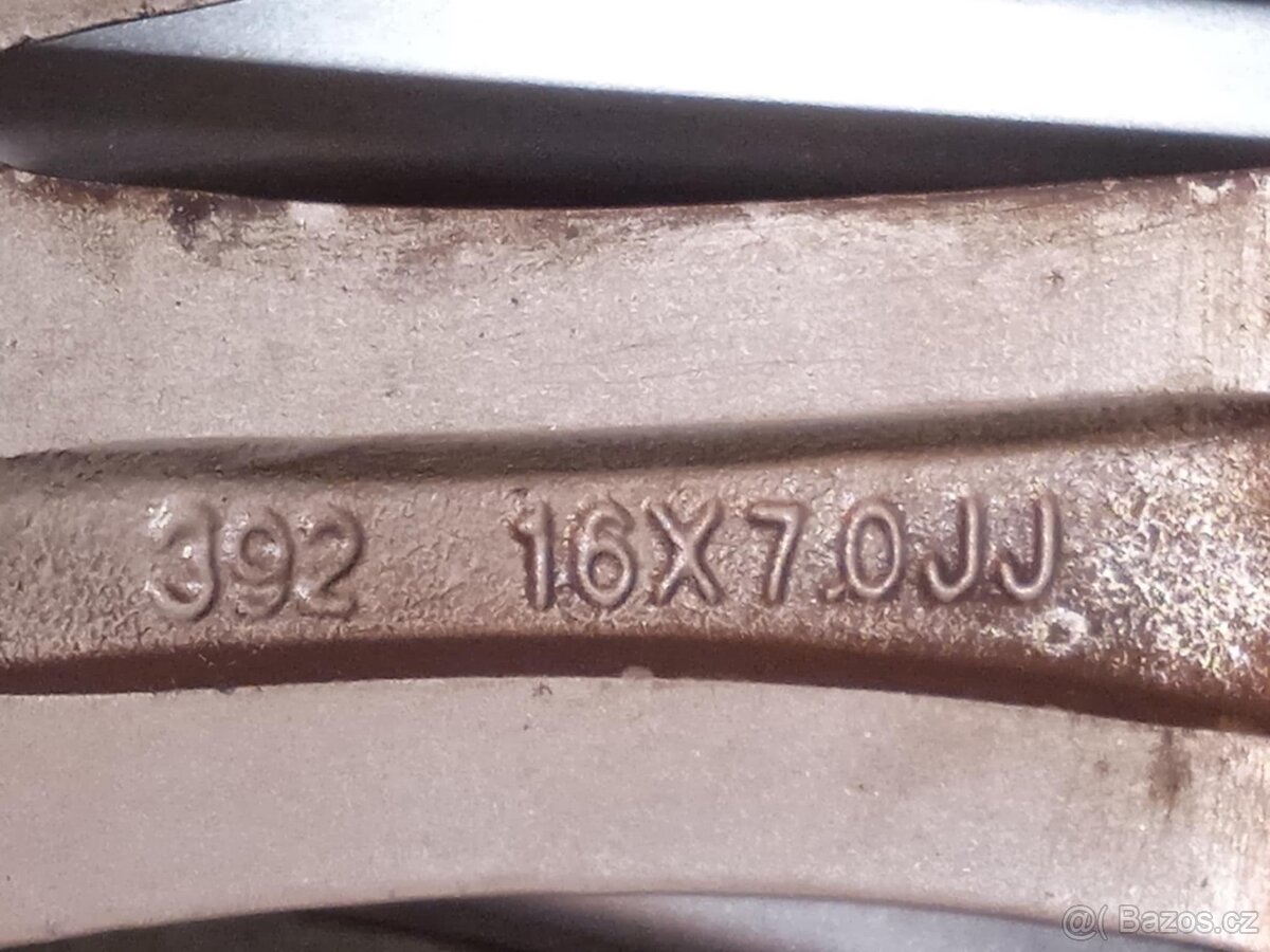 ALU disk Ultimátem R16 + pneu Kormorán - 7