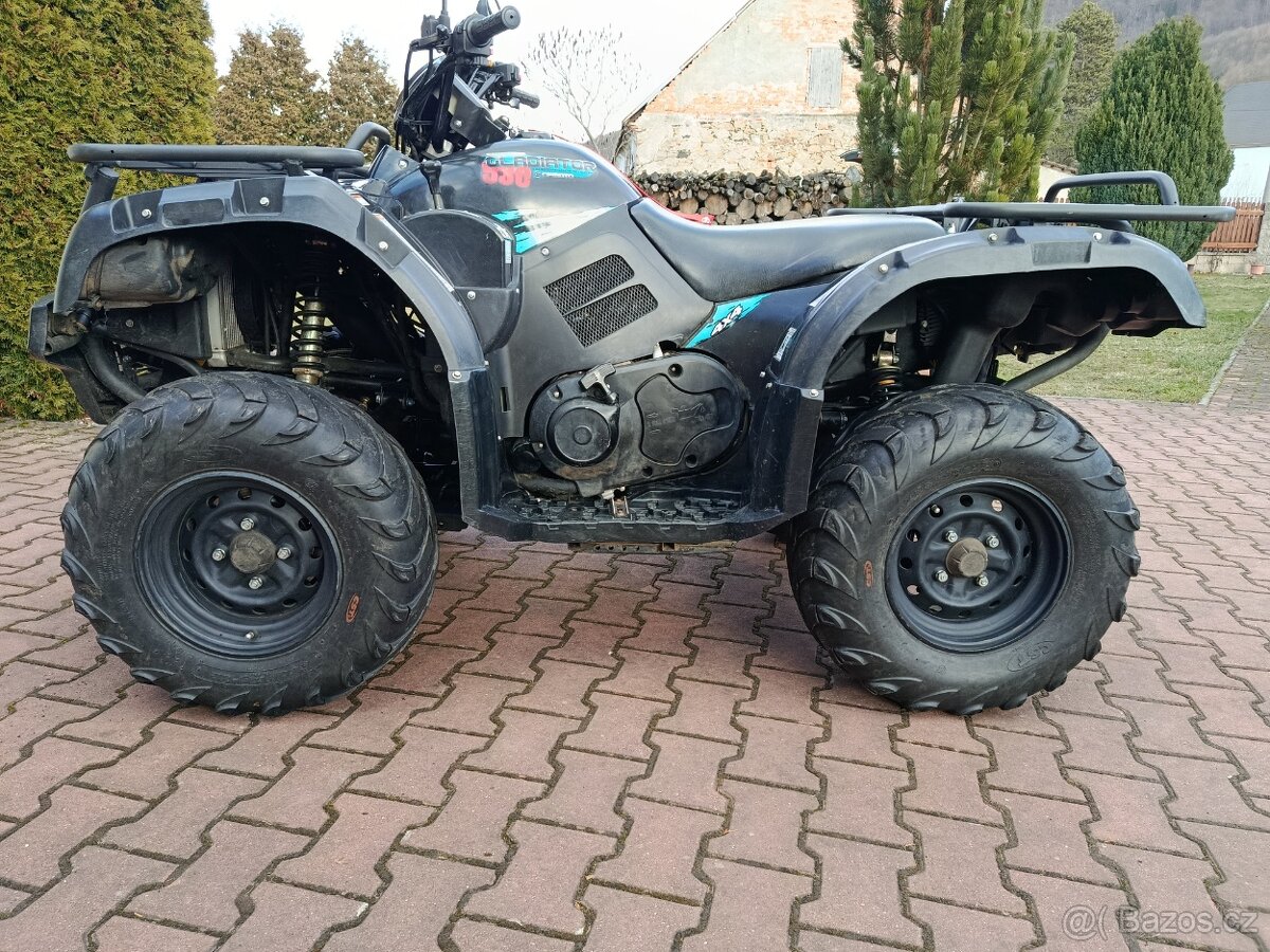Čtyřkolka cf moto 530 gladiátor - 7